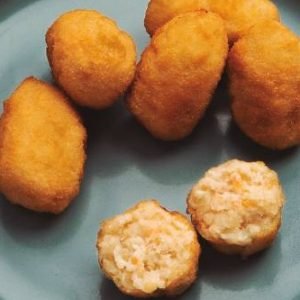 CROQUETA SECRETO CERDO&MIEL
